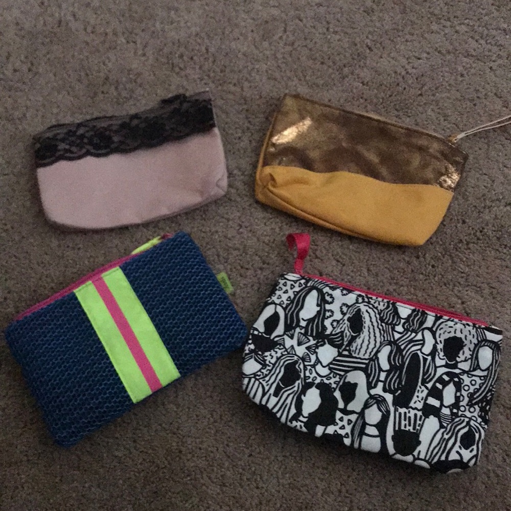 Makeup bag
